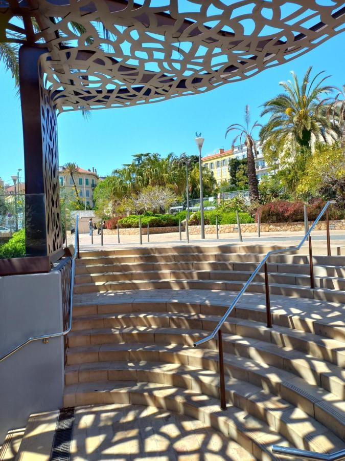 Le St Nicolas Cannes Extérieur photo