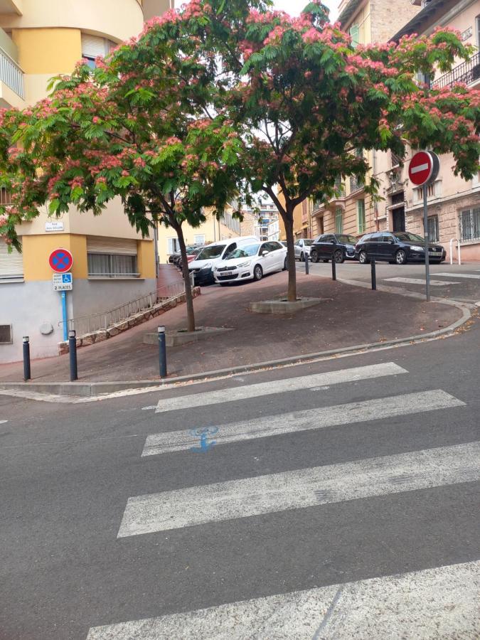Le St Nicolas Cannes Extérieur photo